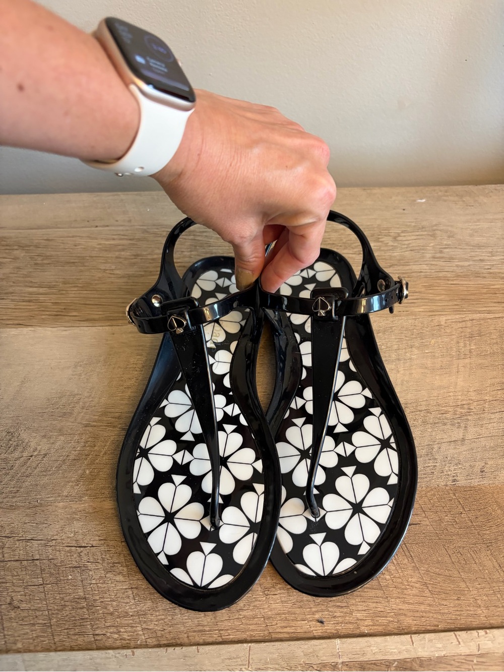 Kate Spade New York Tallula Jelly Thong Sandals Black Women's Size 7 Beach